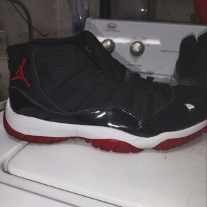 Air Jordans bred 11